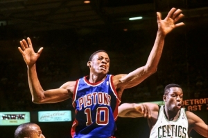 场均盖帽+抢断最少的DPOY:罗德曼包揽倒二 斯玛特在列 场均盖帽+抢断最少的DPOY:罗德曼包揽倒二 斯玛特在列