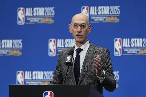 NBA官方:2025-26赛季的完整赛程将在明日凌晨3点15分公布 NBA官方:2025-26赛季的完整赛程将在明日凌晨3点15分公布