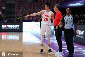 媒体人:郭士强对男篮的改造有目共睹 打法上已非常接近世界潮流 媒体人:郭士强对男篮的改造有目共睹 打法上已非常接近世界潮流