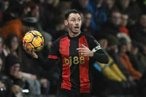 伯恩茅斯队长:塞梅诺被歧视后没有挑衅球迷,更显人格伟大 伯恩茅斯队长:塞梅诺被歧视后没有挑衅球迷,更显人格伟大