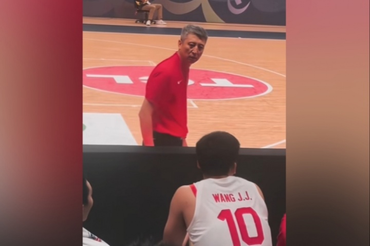 骂归骂！机会也真给！球迷晒视频：郭士强对王俊杰爱之深责之切