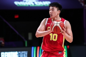 媒体人:中国队真咬牙顶住了 最后让靠身体吃饭的新西兰匹配不上 媒体人:中国队真咬牙顶住了 最后让靠身体吃饭的新西兰匹配不上