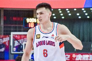 广州男篮运营董事:俱乐部的情况可以用拮据形容 但绝不是困难 广州男篮运营董事:俱乐部的情况可以用拮据形容 但绝不是困难