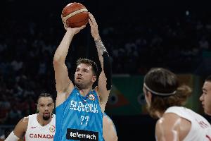 湖记:东契奇避免了严重伤病 将随国家队继续出战欧锦赛 湖记:东契奇避免了严重伤病 将随国家队继续出战欧锦赛