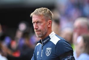 西汉姆副主席:希望波特带队取得成功,我们正努力引进速度型中场 西汉姆副主席:希望波特带队取得成功,我们正努力引进速度型中场