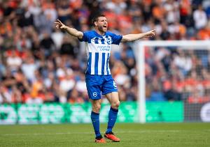 39岁米尔纳连续24个赛季出战英超比赛,差14场追平英超出场纪录 39岁米尔纳连续24个赛季出战英超比赛,差14场追平英超出场纪录