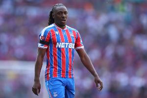 英媒:埃泽告诉一些英格兰队友,他预计转会热刺将会发生 英媒:埃泽告诉一些英格兰队友,他预计转会热刺将会发生