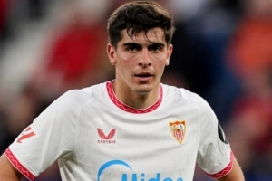 罗体:胡安卢渴望加盟那不勒斯,但塞维利亚并不想放球员离开 罗体:胡安卢渴望加盟那不勒斯,但塞维利亚并不想放球员离开