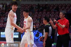 郭士强改造中国男篮初见成效 2027年世界杯是真正大考 郭士强改造中国男篮初见成效 2027年世界杯是真正大考