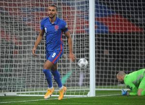 利兹主帅:勒温之前确实曾伤病缠身,但签下他是我们值得做的豪赌 利兹主帅:勒温之前确实曾伤病缠身,但签下他是我们值得做的豪赌