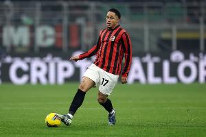 足球市场:奥卡福转会利兹联接近完成,将为他提供一份四年的合同 足球市场:奥卡福转会利兹联接近完成,将为他提供一份四年的合同