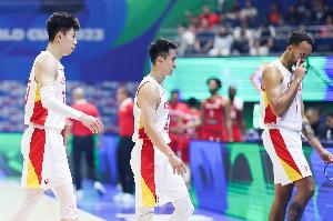 苏群:篮协领导也想归化 找血缘归化不是因为领导而是因为网络 苏群:篮协领导也想归化 找血缘归化不是因为领导而是因为网络