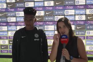 18岁埃斯特旺:帕尔默就像我哥一样,我俩配合默契&他分球我突破 18岁埃斯特旺:帕尔默就像我哥一样,我俩配合默契&他分球我突破