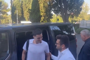 迪马:米格尔-古铁雷斯已抵达斯图尔特别墅,接受那不勒斯体检 迪马:米格尔-古铁雷斯已抵达斯图尔特别墅,接受那不勒斯体检