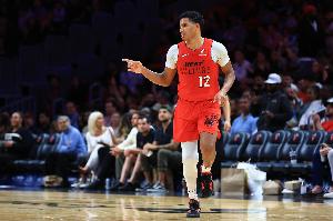 热火队记:德鲁-史密斯合同第1年为全额保障 后2年为有条件保障 热火队记:德鲁-史密斯合同第1年为全额保障 后2年为有条件保障