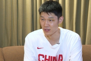 这支队和原来国家队不一样的是?胡金秋:新一届男篮大家团结一心 这支队和原来国家队不一样的是?胡金秋:新一届男篮大家团结一心