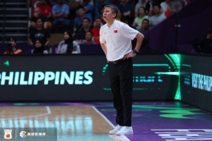 你很了解郭士强?郭艾伦:还行吧 没那么了解 我老叔执教是有效果 你很了解郭士强?郭艾伦:还行吧 没那么了解 我老叔执教是有效果