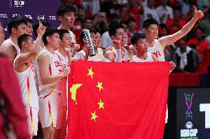 有目共睹!赵睿谈收获:我们好像把中国男篮原来的精气神打回来了 有目共睹!赵睿谈收获:我们好像把中国男篮原来的精气神打回来了