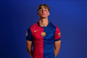 每体:收到多份租借或转会报价,但巴萨小将费尔南德斯无意离队 每体:收到多份租借或转会报价,但巴萨小将费尔南德斯无意离队