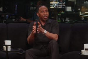 A-史密斯:有球员不想让聊历史地位 但把你放进讨论本身已是称赞 A-史密斯:有球员不想让聊历史地位 但把你放进讨论本身已是称赞