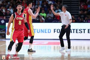 胡金秋：郭导把所有输球责任放自己身上 我们12个球员害怕什么呢