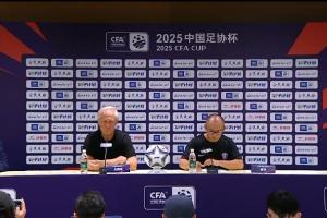 玉昆主帅安德森赛后发布会:我只能说恭喜北京队 玉昆主帅安德森赛后发布会:我只能说恭喜北京队