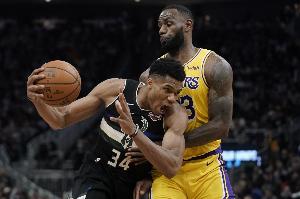 现役球员总决赛单场50分仅两位:18年詹姆斯和21年字母哥 现役球员总决赛单场50分仅两位:18年詹姆斯和21年字母哥