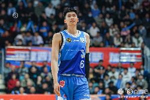 直播吧:福建与邹阳完成多年B类合同续约 希望他与杨曦皓成双子星 直播吧:福建与邹阳完成多年B类合同续约 希望他与杨曦皓成双子星