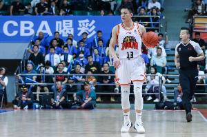 媒体人:吉林做出一系列务实调整 放走姜宇星是其中的关键一环 媒体人:吉林做出一系列务实调整 放走姜宇星是其中的关键一环