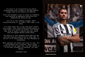 是巧合吗？伊萨克发声明5分钟后吉马良斯晒球衣照，被指回应队友