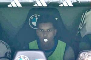 西媒:罗德里戈对热身后不上场很不满!皇马拒绝8000万欧以下卖他 西媒:罗德里戈对热身后不上场很不满!皇马拒绝8000万欧以下卖他