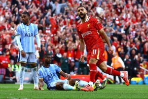 萨拉赫:阿森纳现在是夺冠热门,他们的球员已经合作了五年 萨拉赫:阿森纳现在是夺冠热门,他们的球员已经合作了五年