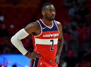 林书豪致敬沃尔:我对你的职业生涯成就深怀敬意 你永远传奇! 林书豪致敬沃尔:我对你的职业生涯成就深怀敬意 你永远传奇!