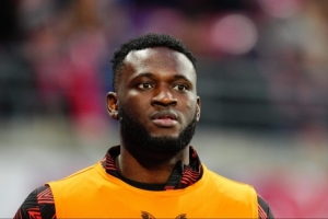 加盟药厂以来,博尼法斯是仅有3位左右脚都至少进10球德甲球员之1 加盟药厂以来,博尼法斯是仅有3位左右脚都至少进10球德甲球员之1