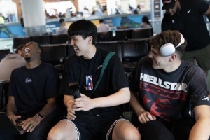 队记:杨瀚森肯定打揭幕战 下季克林根场均28分钟&杨瀚森约18分钟 队记:杨瀚森肯定打揭幕战 下季克林根场均28分钟&杨瀚森约18分钟