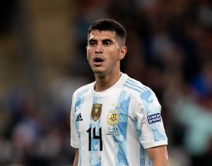 记者:帕拉西奥斯允许其经纪人与沙特球队谈判 球员不介意去沙特 记者:帕拉西奥斯允许其经纪人与沙特球队谈判 球员不介意去沙特