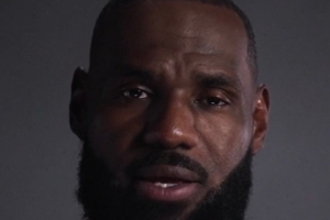 耐克发布詹姆斯中国行成都站官宣视频 9月5日举行打出名堂活动 耐克发布詹姆斯中国行成都站官宣视频 9月5日举行打出名堂活动