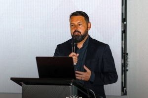 官方:曼联任命斯蒂芬-托尔佩为青训总监 官方:曼联任命斯蒂芬-托尔佩为青训总监