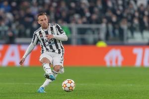 迪马济奥:尤文图斯和格雷米奥就阿图尔的租借达成口头协议 迪马济奥:尤文图斯和格雷米奥就阿图尔的租借达成口头协议