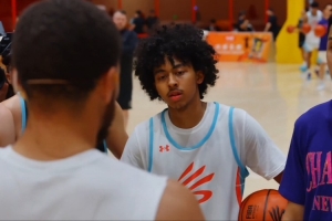 朱正发博晒库里训练营指导视频:我们遇见 我们学习 朱正发博晒库里训练营指导视频:我们遇见 我们学习