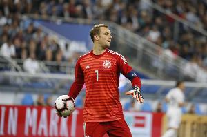 记者:诺伊尔不排除重返国家队,将关注形势直到2026年3月 记者:诺伊尔不排除重返国家队,将关注形势直到2026年3月