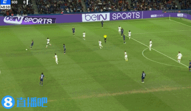 巴黎1-0领先昂热!法比安低射破僵 巴黎1-0领先昂热!法比安低射破僵