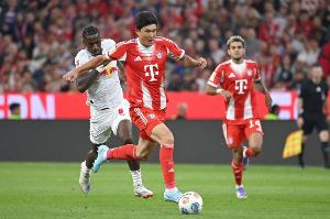 真要送走?金玟哉断球+奔袭半场送助攻 拜仁现4正印中卫&伊藤伤缺 真要送走?金玟哉断球+奔袭半场送助攻 拜仁现4正印中卫&伊藤伤缺