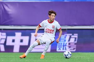 韦世豪首次单场中超送出3次助攻,本赛季7次助攻刷新个人纪录 韦世豪首次单场中超送出3次助攻,本赛季7次助攻刷新个人纪录