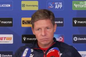 满面愁容!水晶宫主帅:若球队很成功我也不会在这,担心我们未来 满面愁容!水晶宫主帅:若球队很成功我也不会在这,担心我们未来