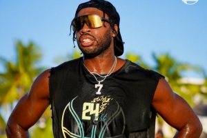 大汗淋漓!勇士官方晒希尔德苦练照:在巴哈马进行有目的的训练! 大汗淋漓!勇士官方晒希尔德苦练照:在巴哈马进行有目的的训练!