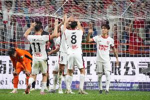 高原魔鬼主场告破!玉昆1-5不敌蓉城,连续7个主场比赛不败终结 高原魔鬼主场告破!玉昆1-5不敌蓉城,连续7个主场比赛不败终结