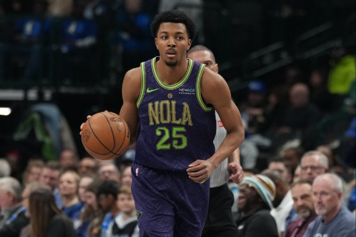 合同4年1.12亿~名记:勇士对鹈鹕前锋墨菲有强烈兴趣 马刺也有意 合同4年1.12亿~名记:勇士对鹈鹕前锋墨菲有强烈兴趣 马刺也有意