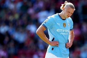 曼晚评分:特拉福德4分,哈兰德、谢尔基、赖因德斯等多人5分 曼晚评分:特拉福德4分,哈兰德、谢尔基、赖因德斯等多人5分