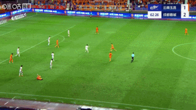 梅开二度!费利佩抽射远角破门,蓉城客场3-1领先玉昆! 梅开二度!费利佩抽射远角破门,蓉城客场3-1领先玉昆!